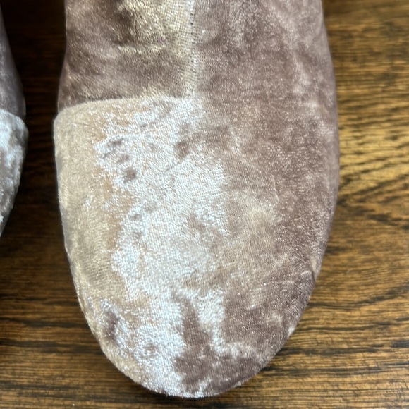 Rag & Bone Drea Crushed Velvet Ankle Boot Size 38 1/2 (8.5) - Picture 2 of 7